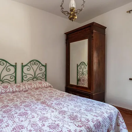 بيت للعطل Casa La Cedrina, Pool,